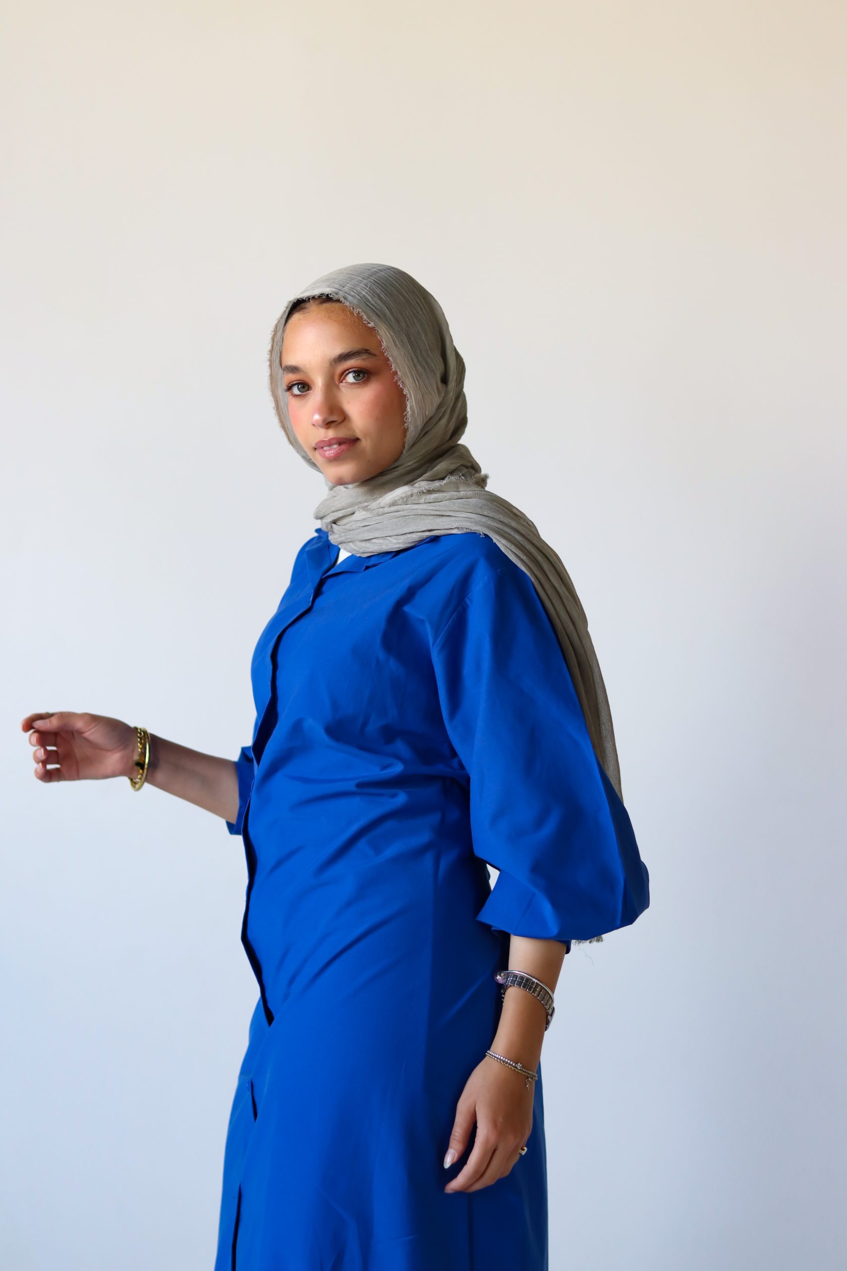Roma Solid Dress - Image 17
